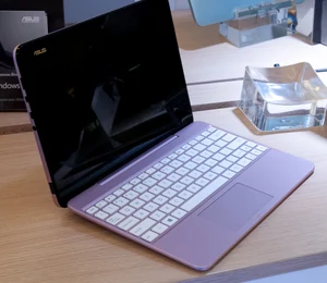Asus présente le successeur du T100 : le T101